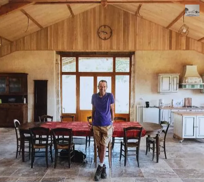 Bernard dans la grange